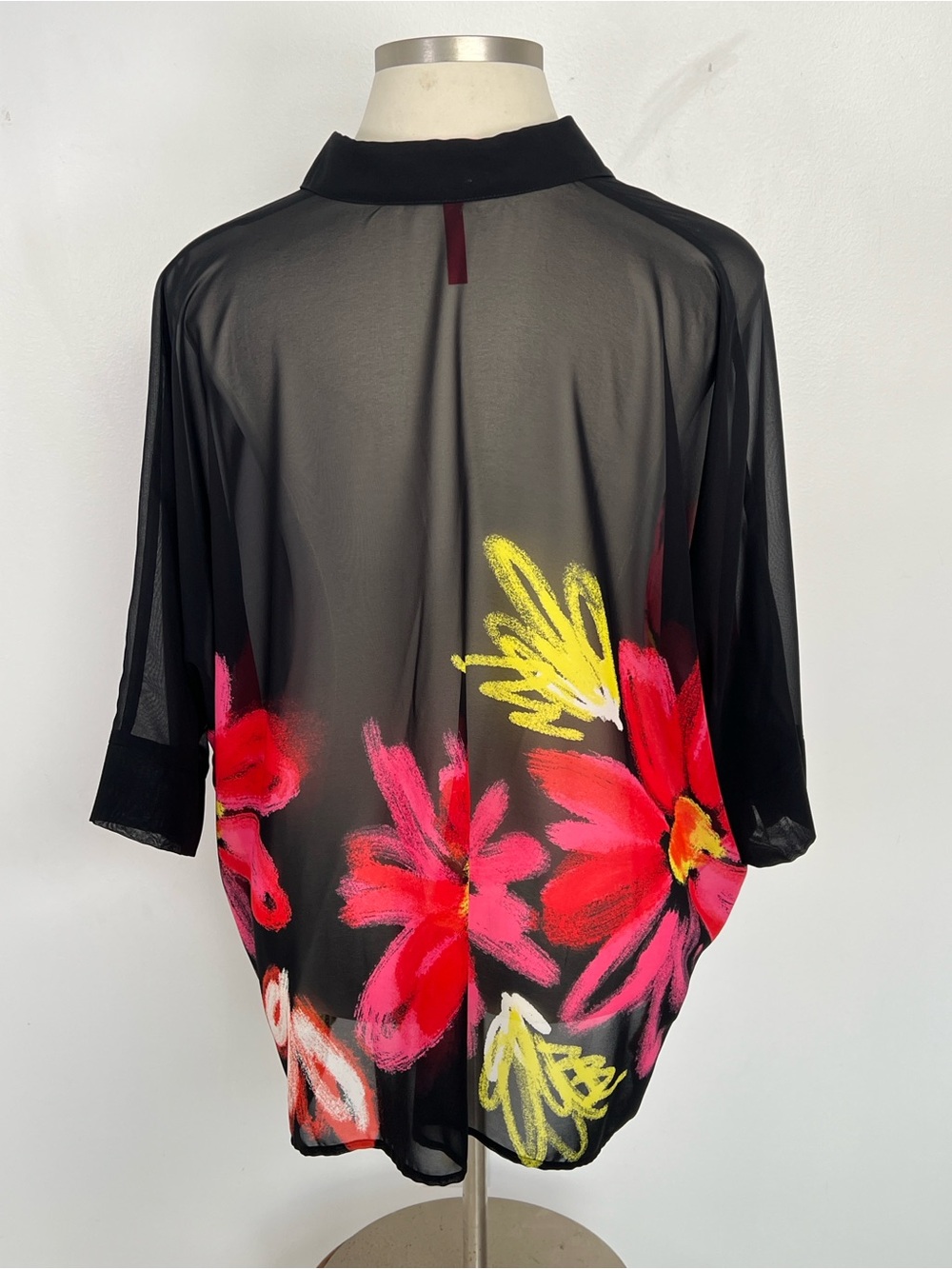 EUC! IC By Connie K Black and Red Floral Sheer Georgette Tunic Top Size XL - Picture 5 of 8